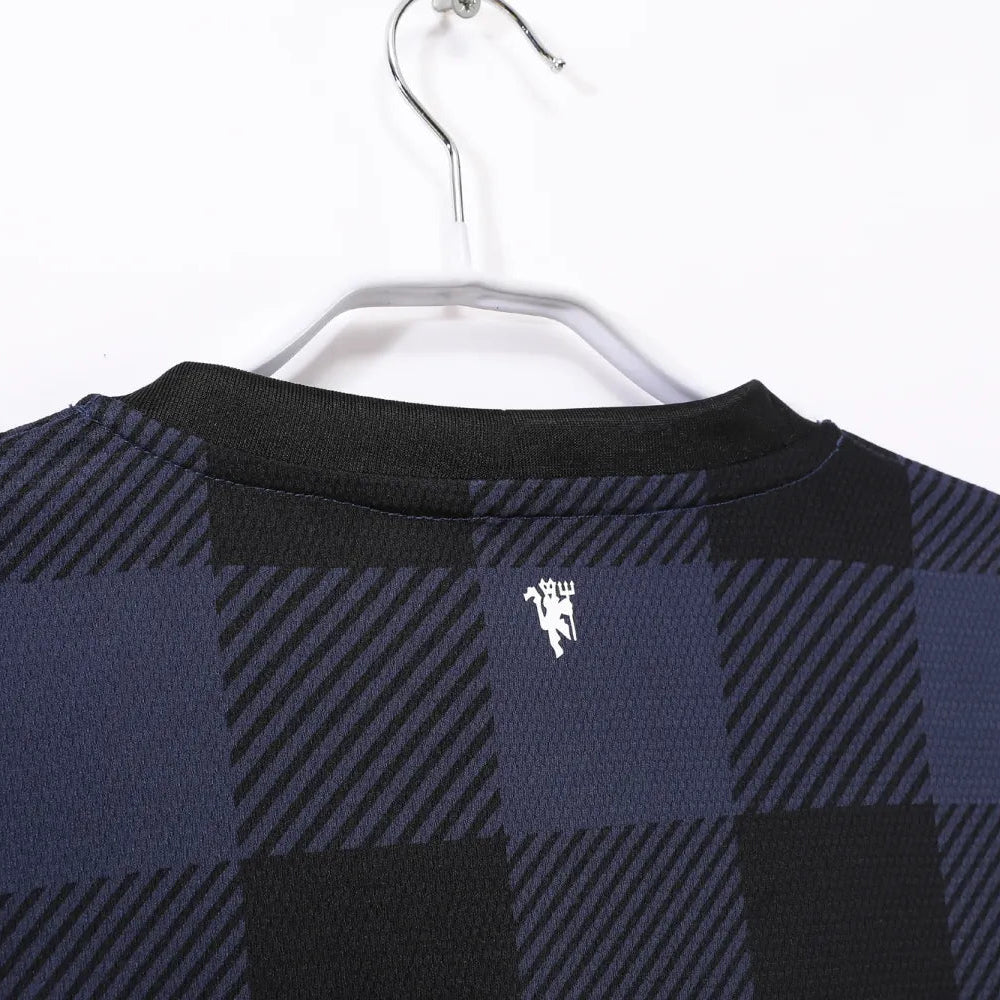 Manchester United Away Retro Shirt 2013/14 - Men's