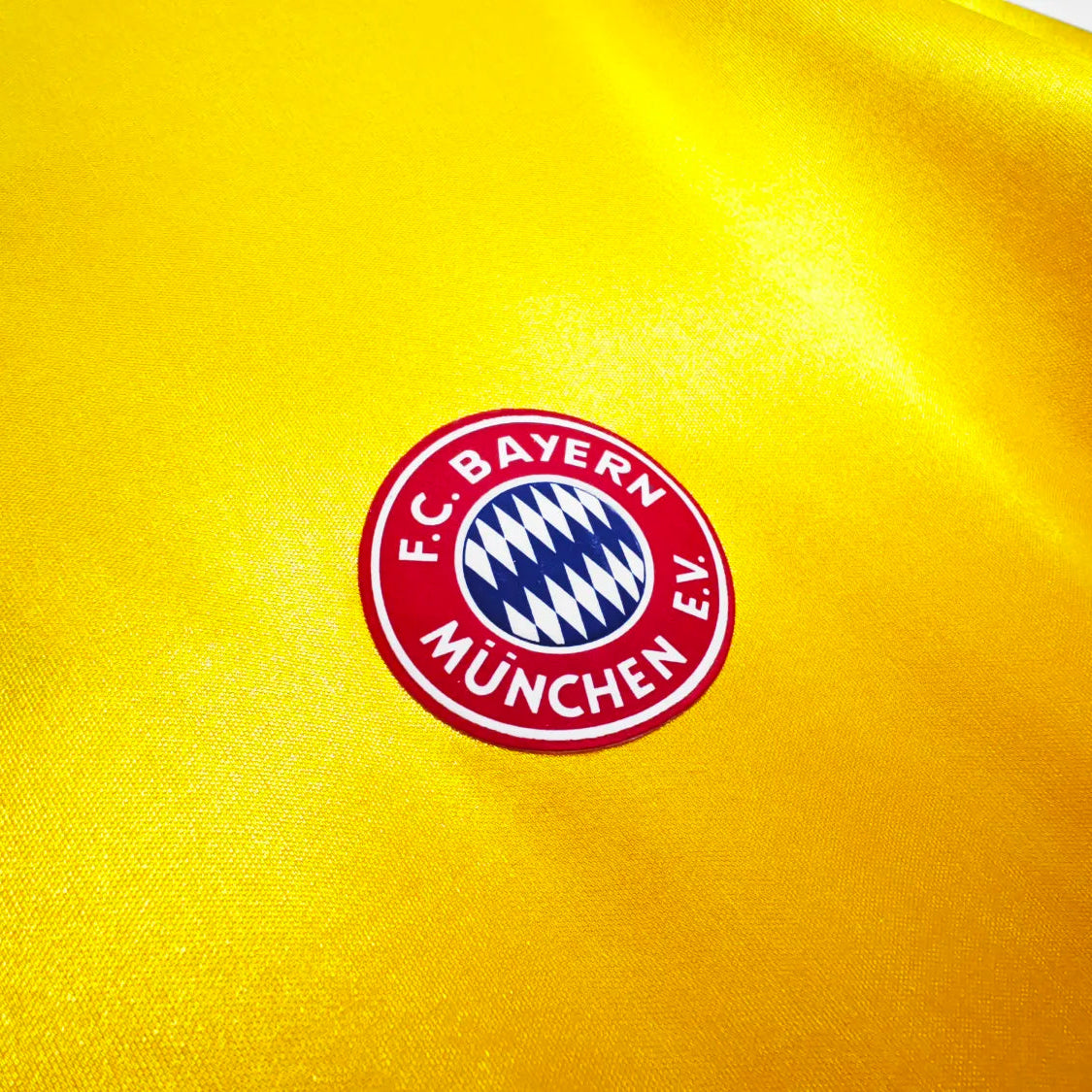 Bayern Munich Away Retro Shirt 1993/1994 - Men's