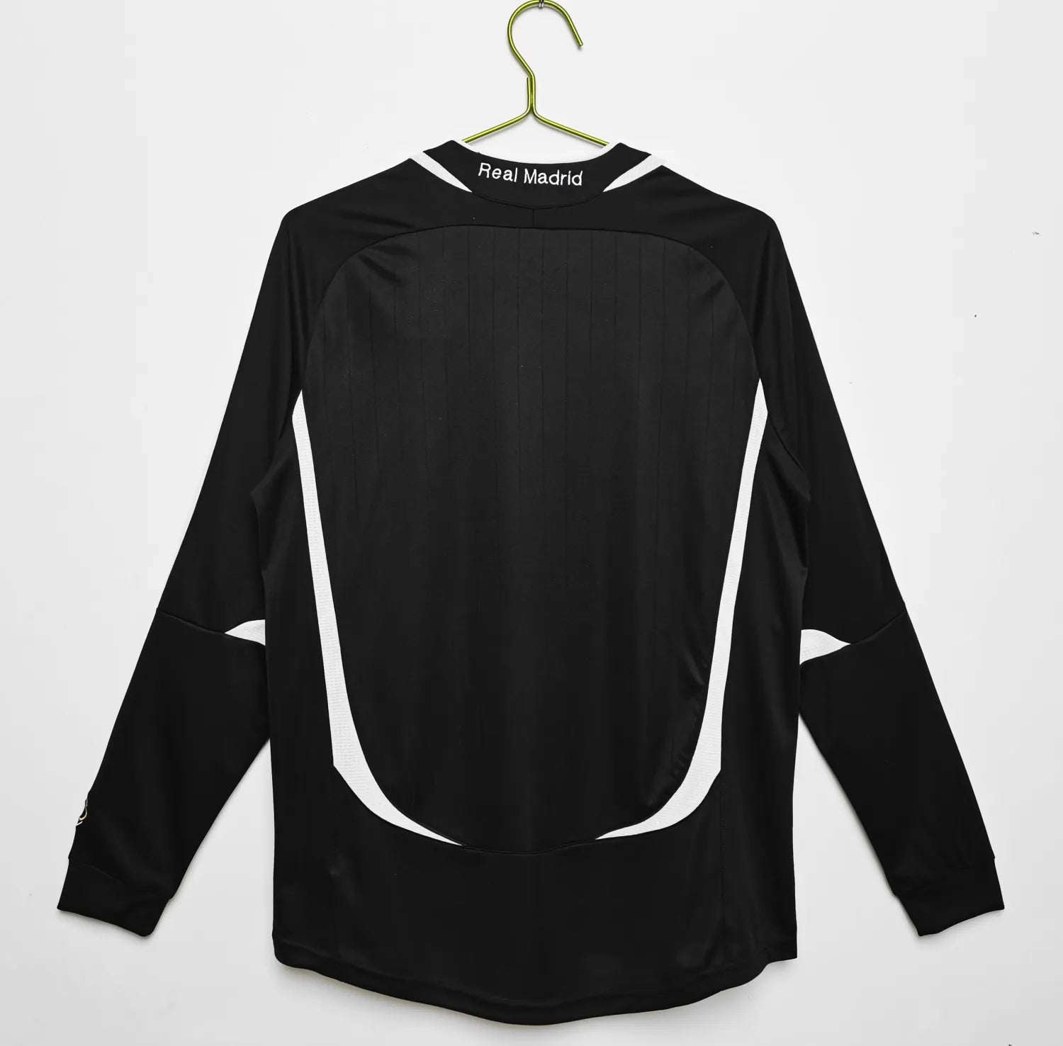 Real Madrid 2006/07 Away Retro Shirt - Long Sleeve