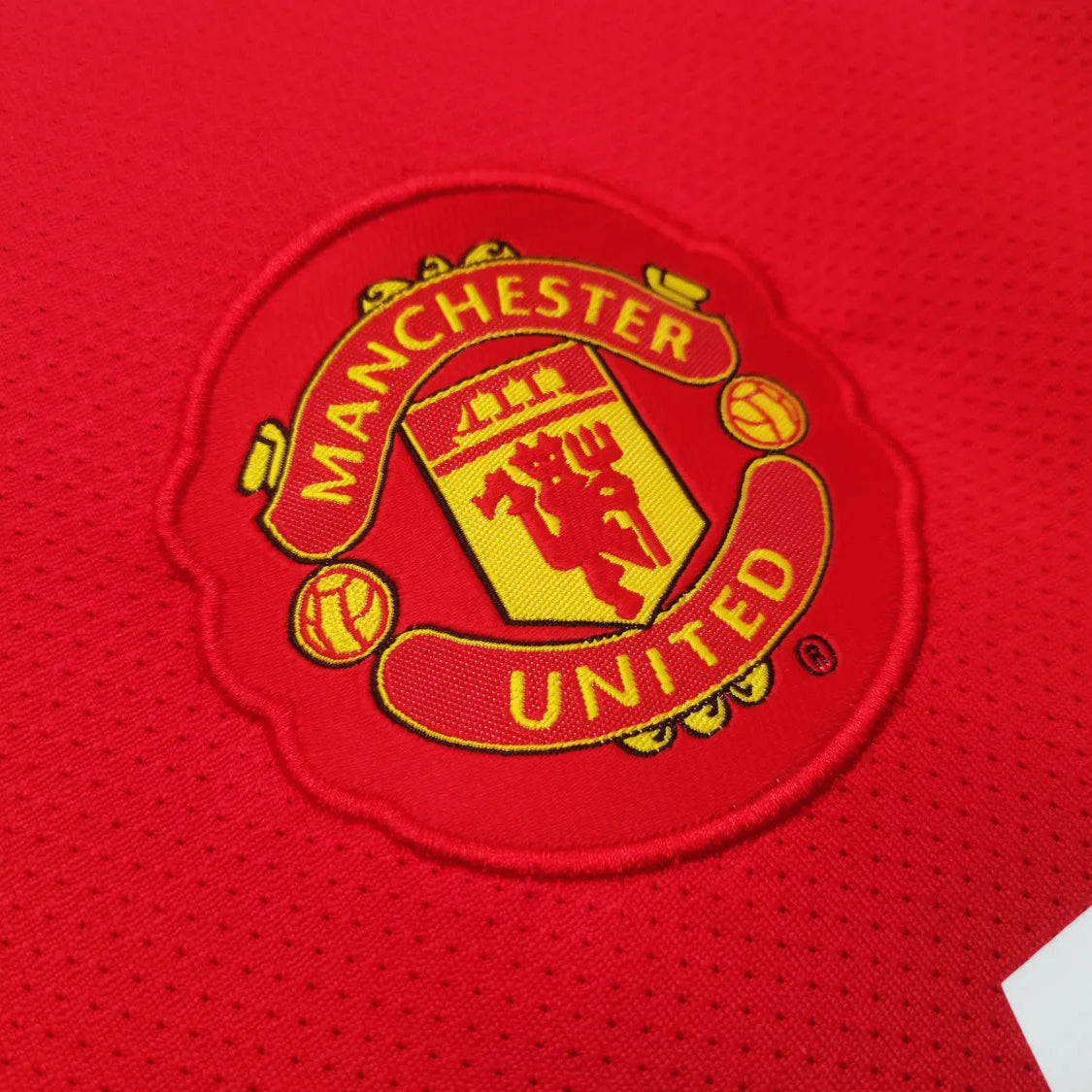Manchester United Home Retro Shirt 2010/11 - Men's