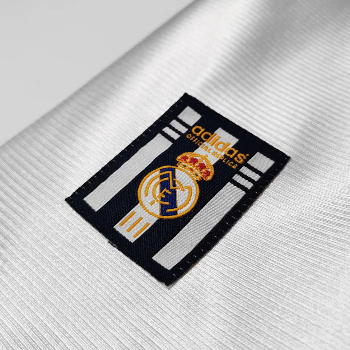 Maillot rétro domicile Real Madrid 1999/00 - Homme