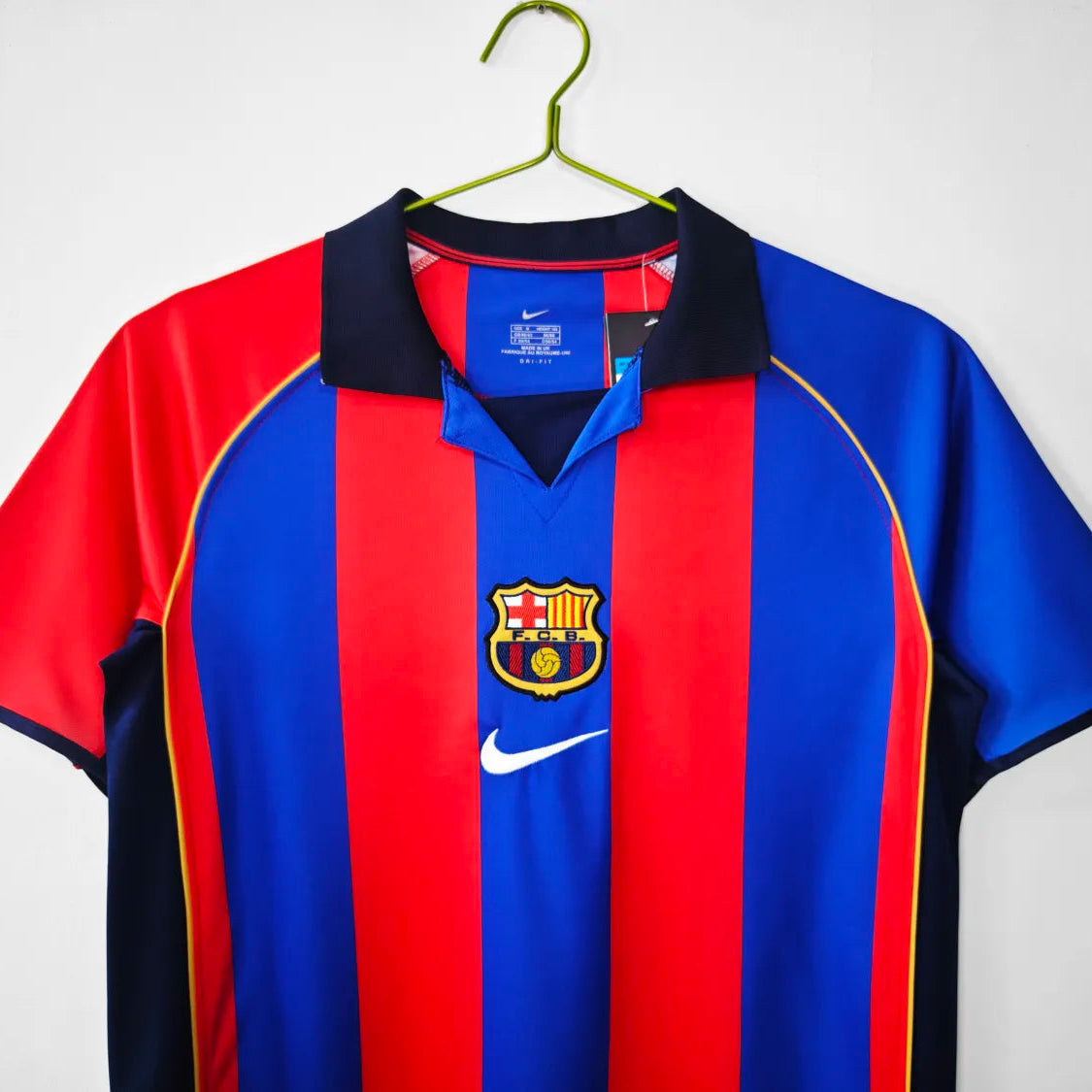 Barcelona Home Retro Shirt 2001/02 - Men