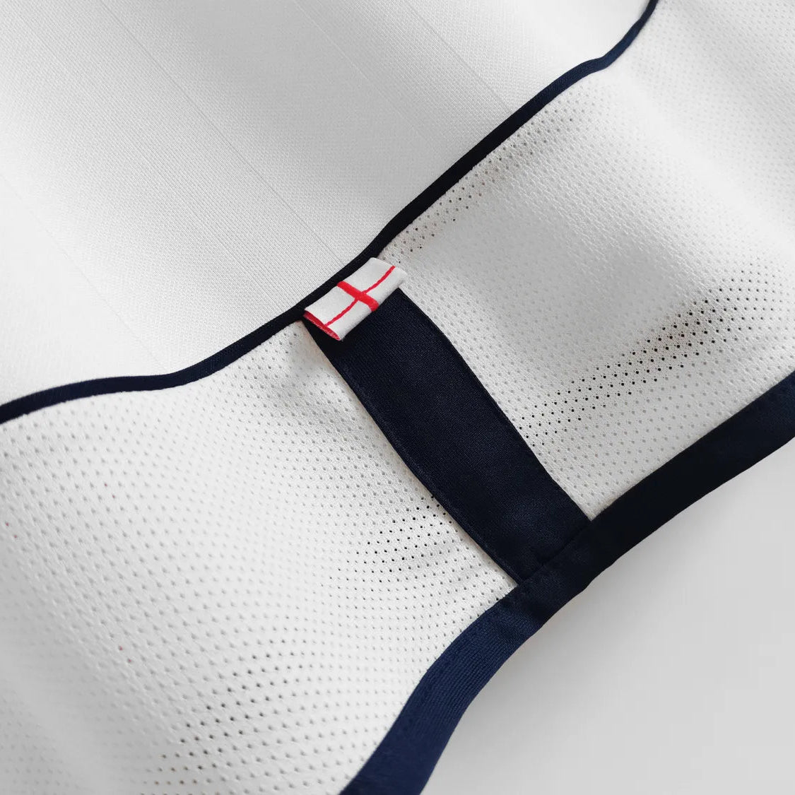 England Home Retro Shirt 2002 - Long Sleeve