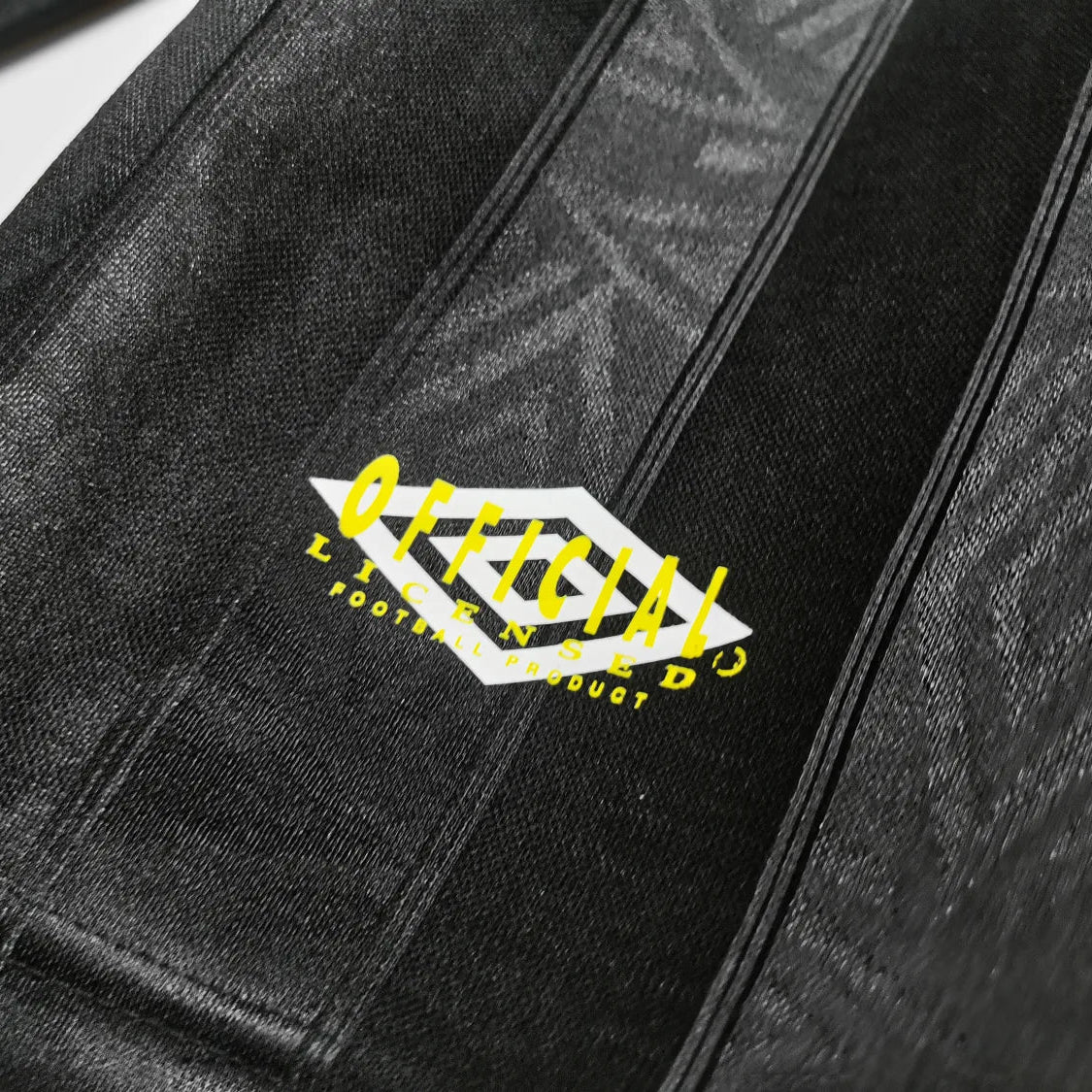 Manchester United 1993/94 Away Retro Shirt - Long Sleeve