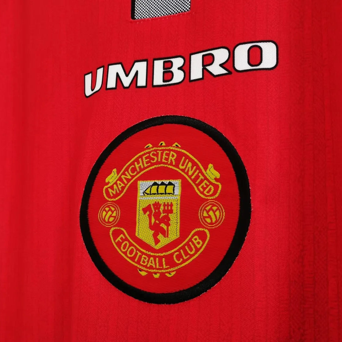 Manchester United 1996/97 Home Retro Shirt - Long Sleeve