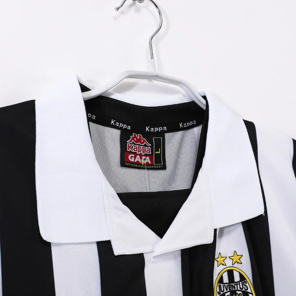 Juventus Home Retro Shirt 1999/00 - Men