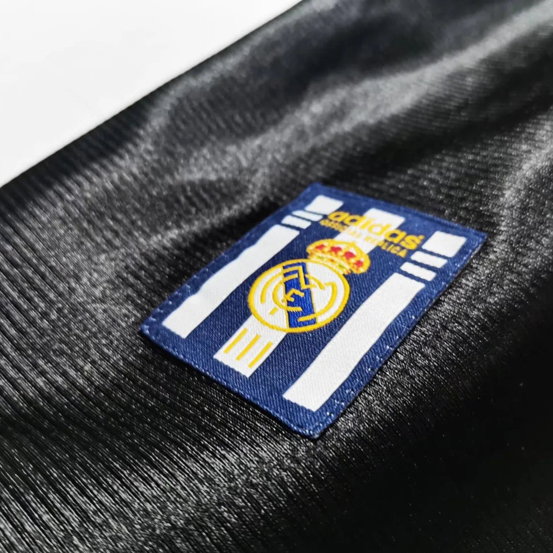 Maillot rétro extérieur Real Madrid 1999/00 - Homme