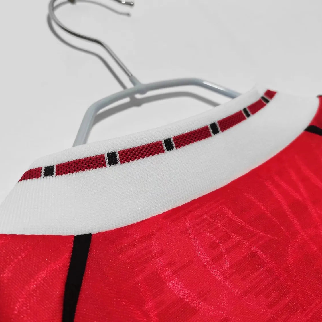 Manchester United Home Retro Shirt 1990/92 - Men's