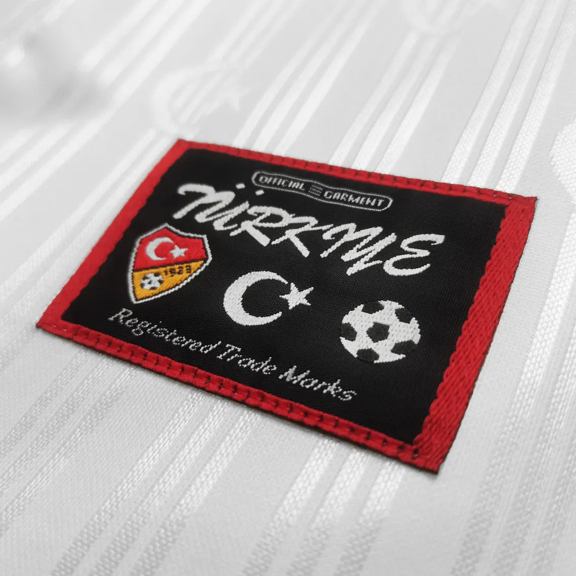 Türkiye 1996 Away Retro Shirt – Men