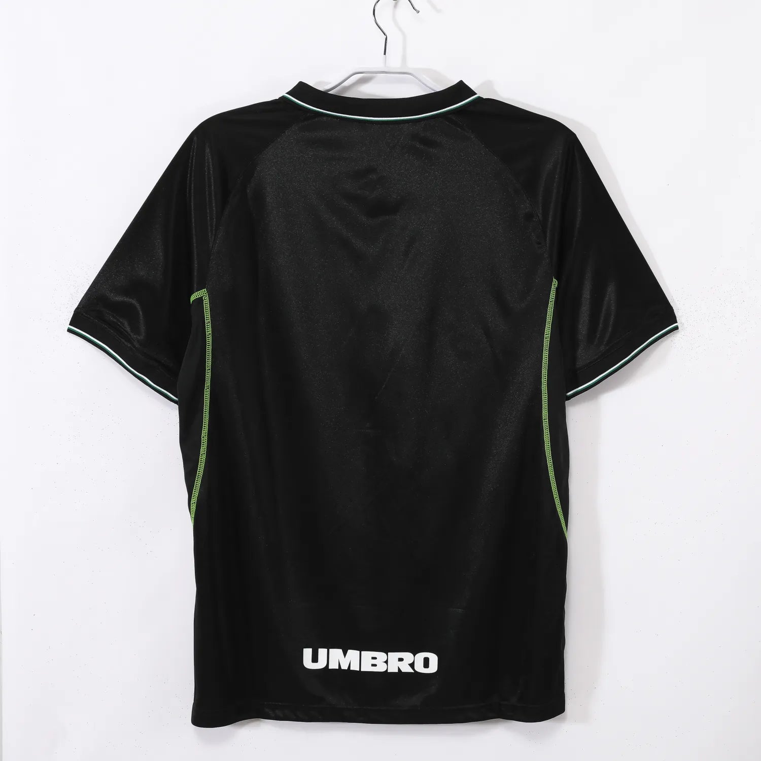 Manchester United Away Retro Shirt 1998/99 - Men's