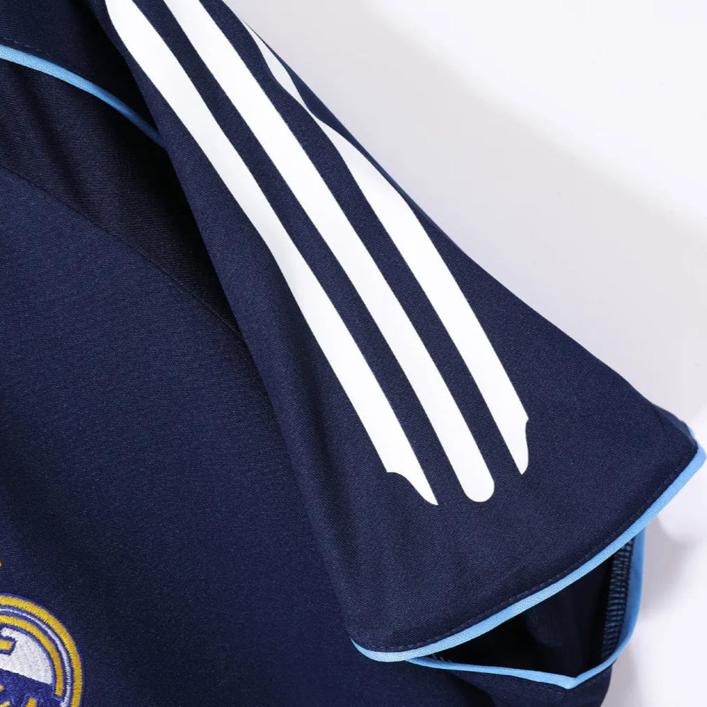 Maillot rétro extérieur Real Madrid 2005/06 - Homme