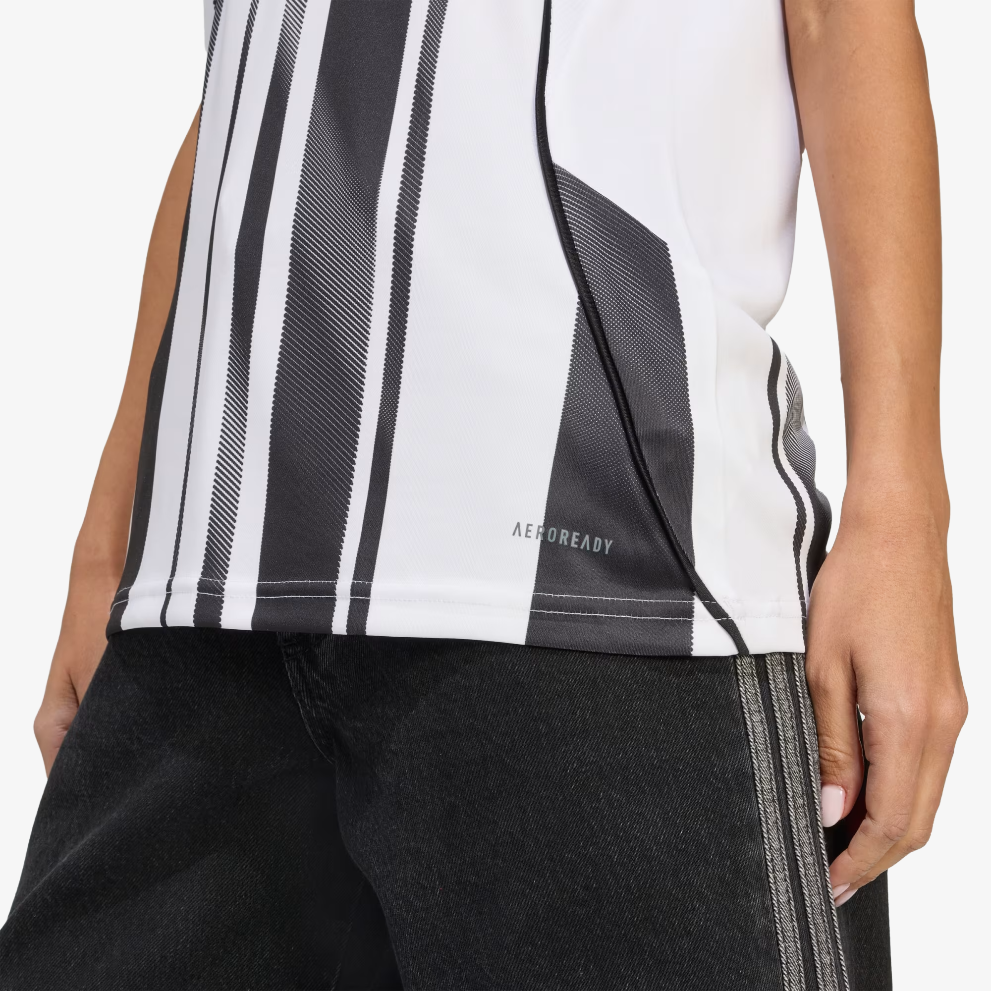 Camiseta Juventus Primera Equipación 2025/26 - Mujer