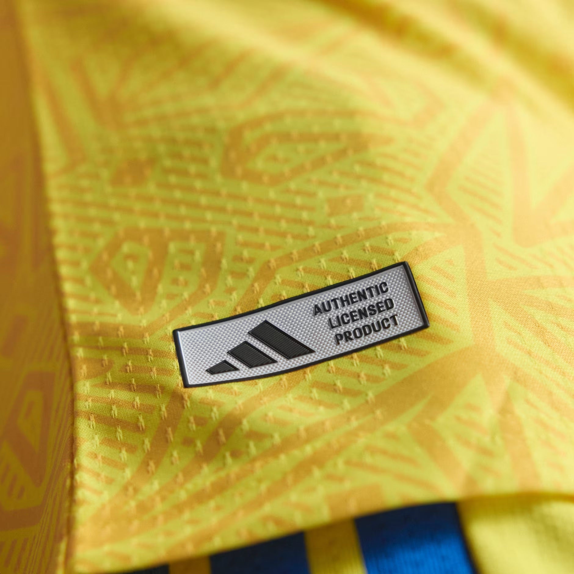 Maillot domicile authentique de l'Ukraine 2025/26 - Homme