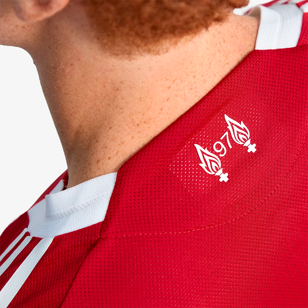 Camiseta Authentic Liverpool FC Primera Equipación 2025/26 - Hombre