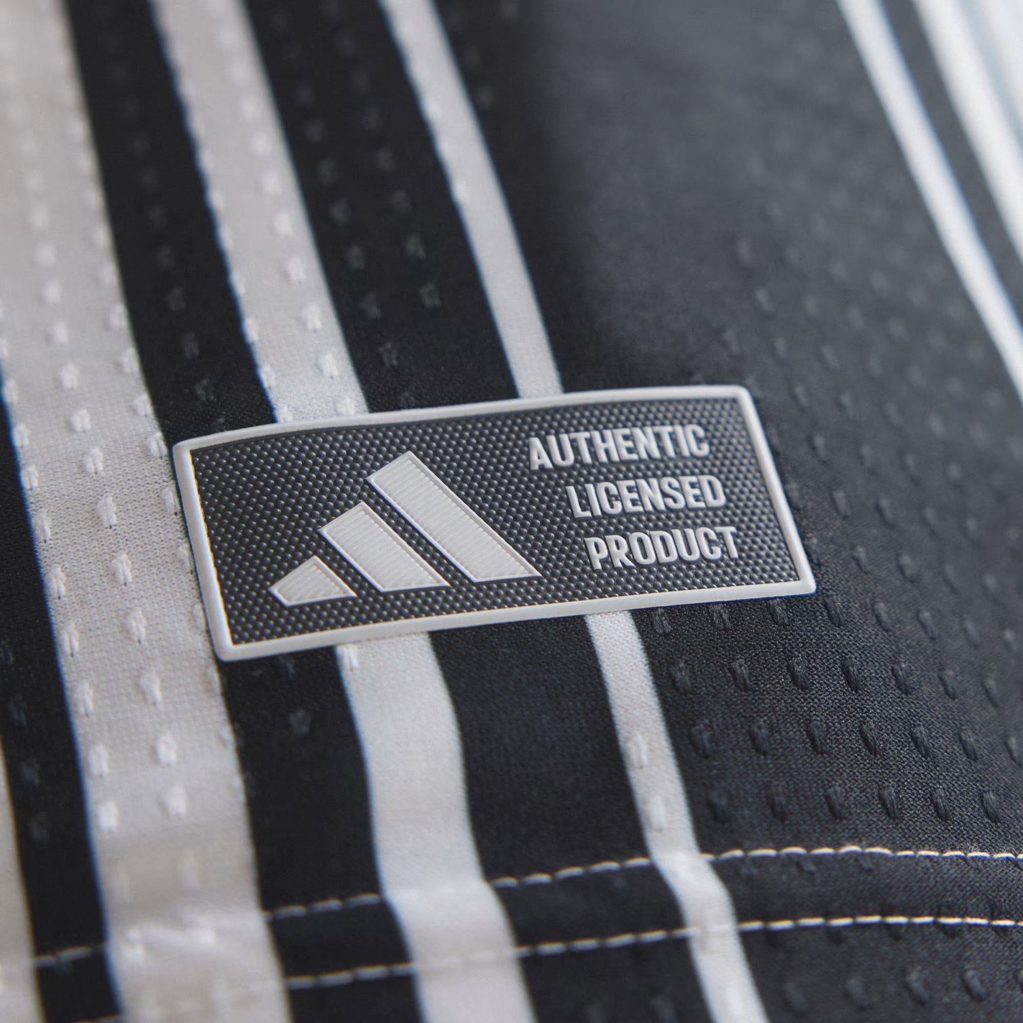 Camiseta Authentic Newcastle United Primera Equipación 2026/27 - Hombre