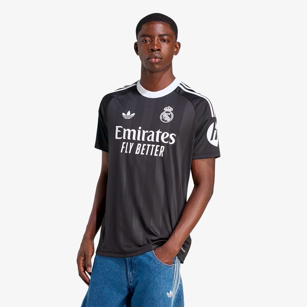 Real Madrid Black Goalkeeper Shirt 2025/26 - Men