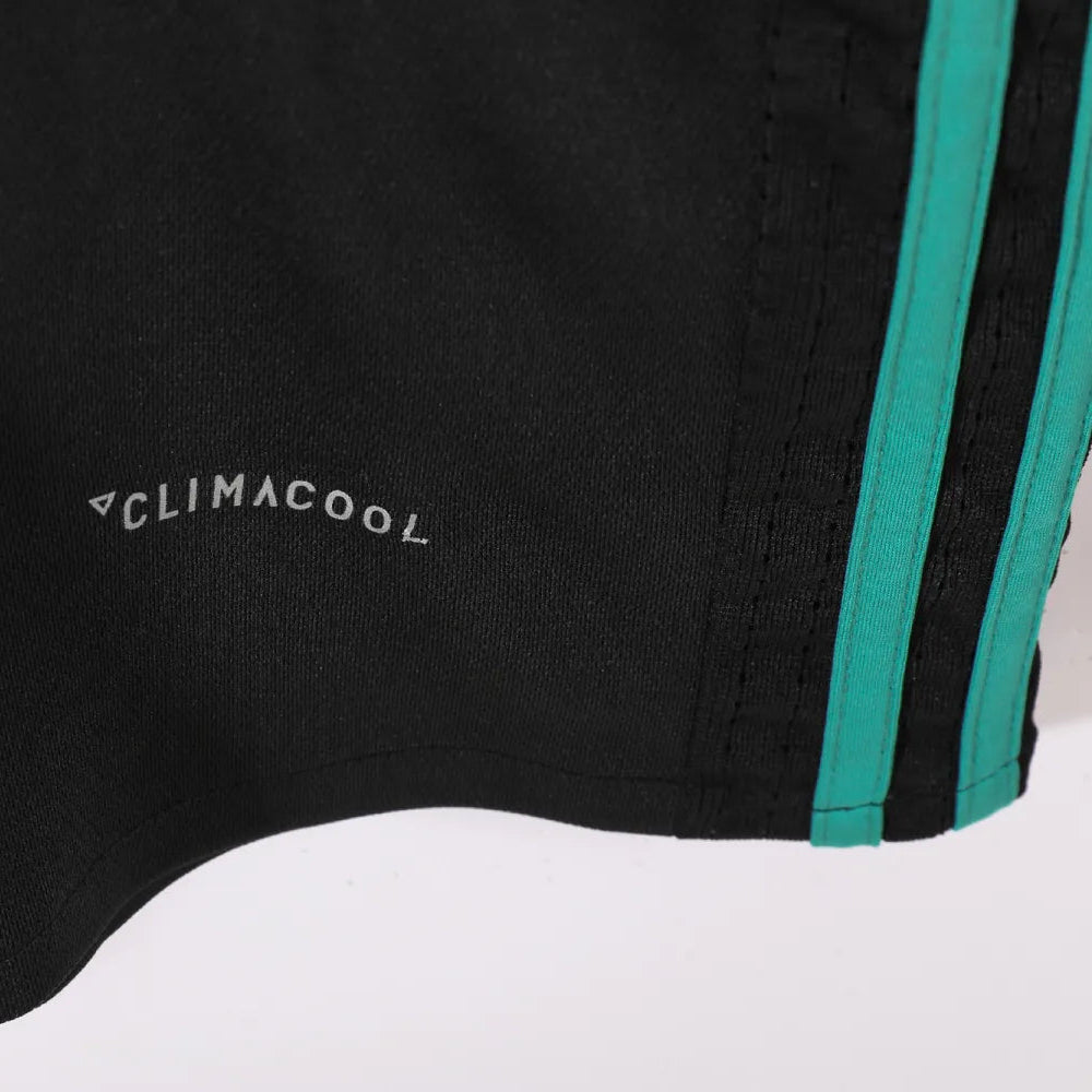 Maillot rétro extérieur Real Madrid 2017/18 - Manches longues