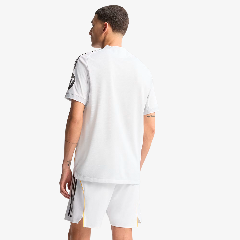 Camiseta Authentic Real Madrid Primera Equipación 2025/26 - Hombre