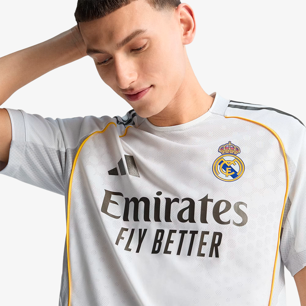 Camiseta Authentic Real Madrid Primera Equipación 2025/26 - Hombre