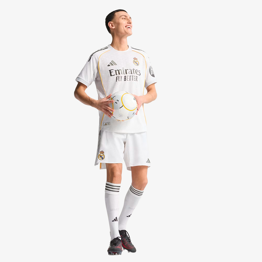 Camiseta Authentic Real Madrid Primera Equipación 2025/26 - Hombre