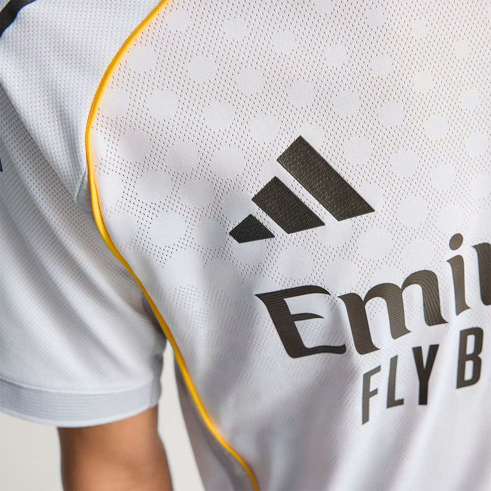 Camiseta Authentic Real Madrid Primera Equipación 2025/26 - Hombre