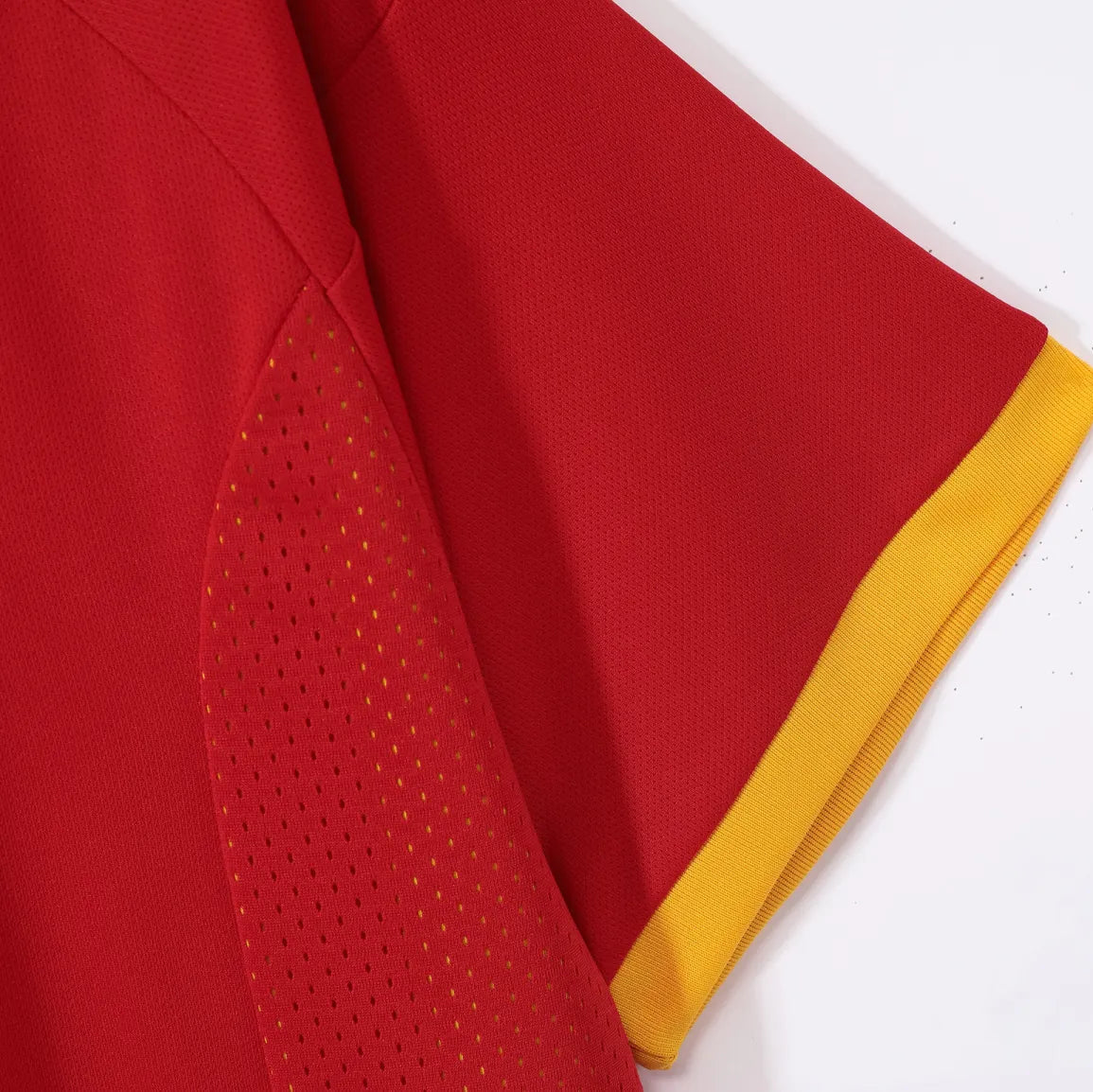 Spain Home Retro Shirt 2002 - Men