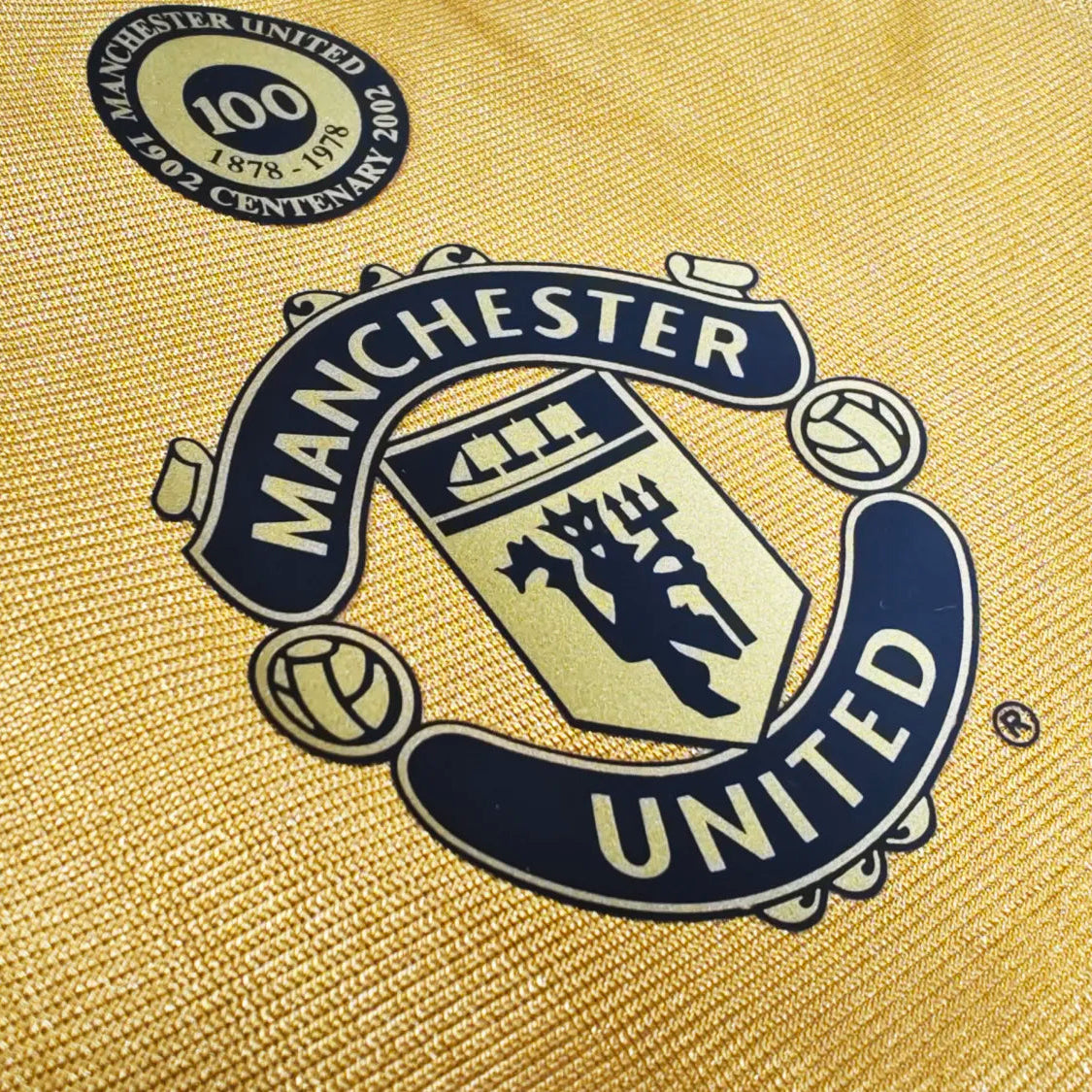 Manchester United Centenary 2001/02 Reversible Long Sleeve Shirt