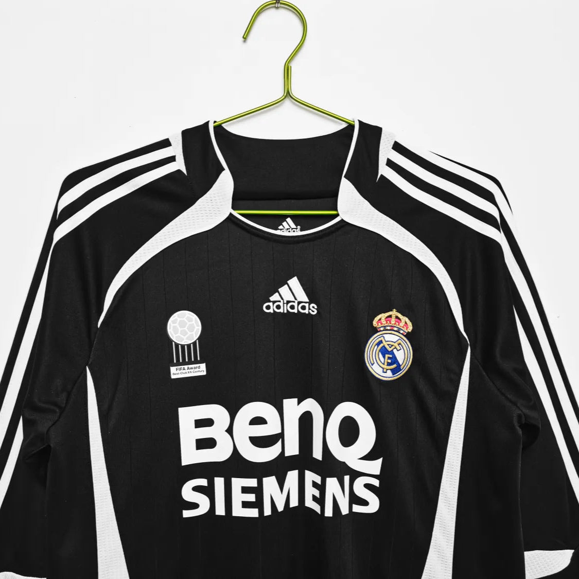 Maillot rétro extérieur Real Madrid 2006/07 - Manches longues