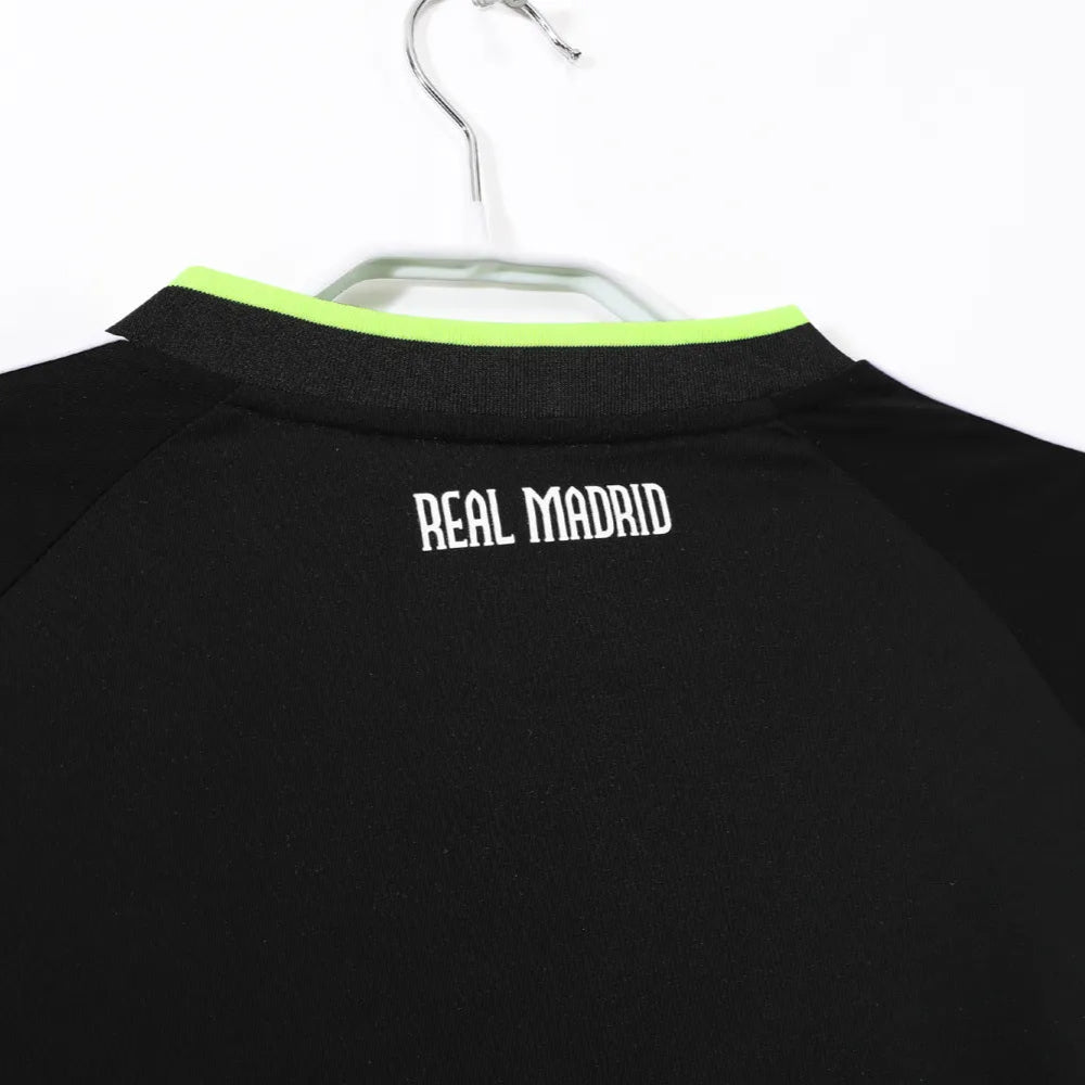 Maillot rétro extérieur Real Madrid 2010/11 - Homme