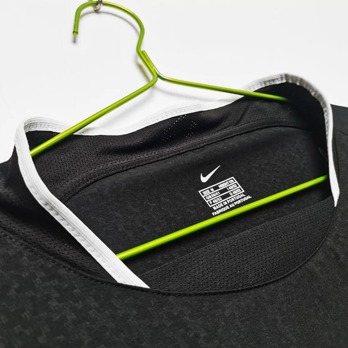 Manchester United Away Retro Shirt 2003/04 - Men's