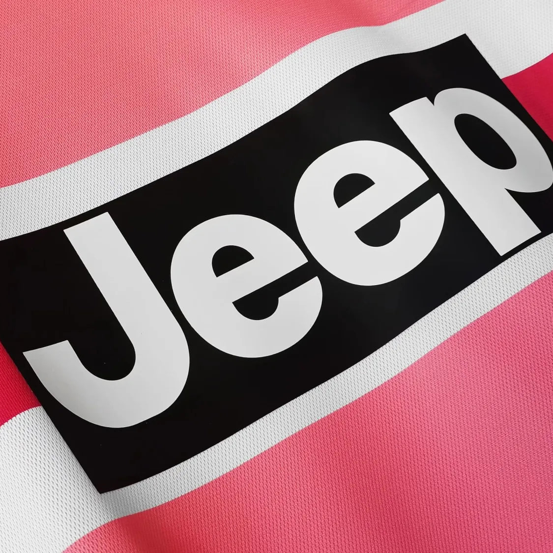 Juventus Away Retro Shirt 2015/16 - Long Sleeve