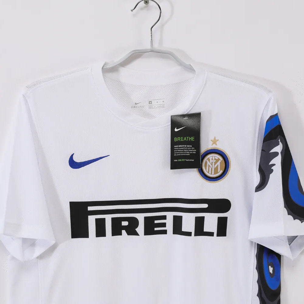 Inter Milan 2010/11 Away Retro Shirt - Men's 