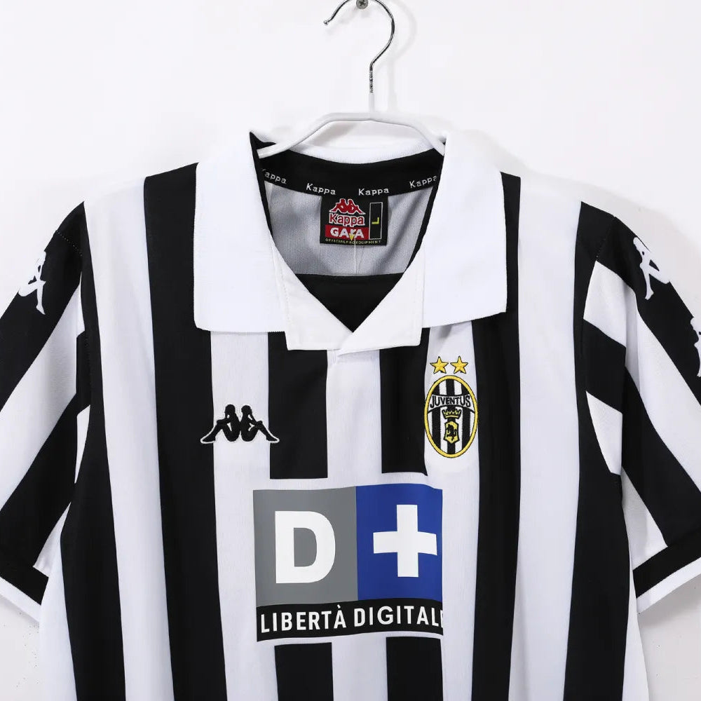 Juventus Home Retro Shirt 1999/00 - Men