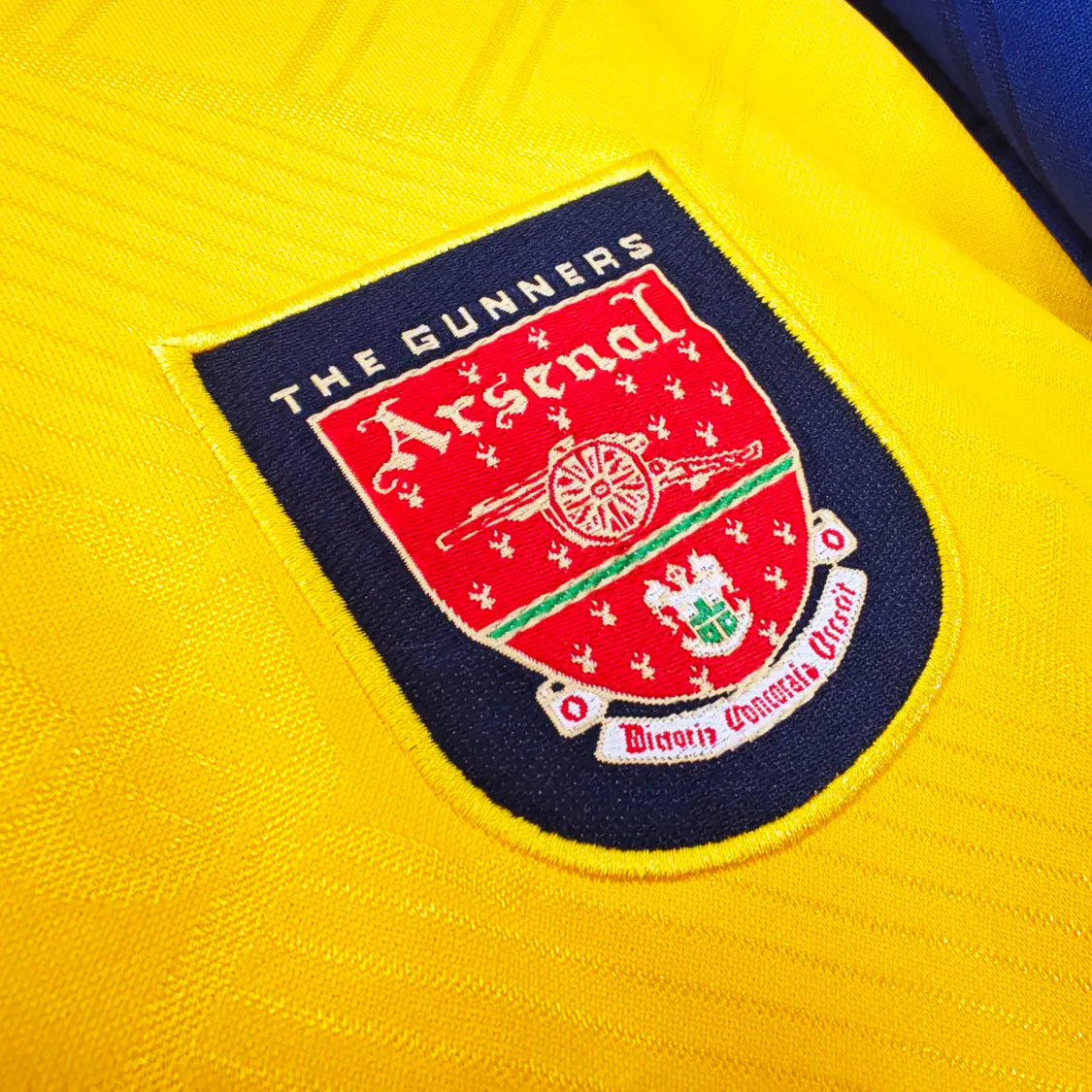 Arsenal 1996/97 Away Retro Shirt - Men's