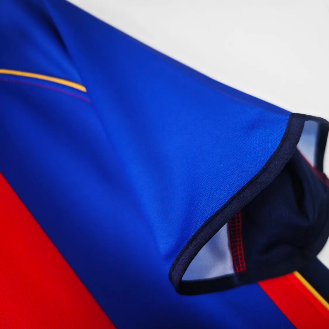 Barcelona Home Retro Shirt 2001/02 - Men