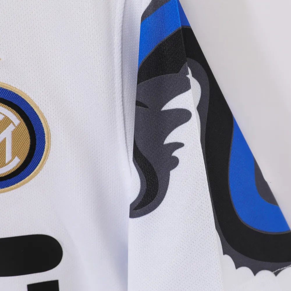 Inter Milan 2010/11 Away Retro Shirt - Men's 