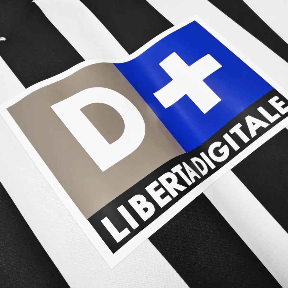 Juventus Home Retro Shirt 1998/99 - Men