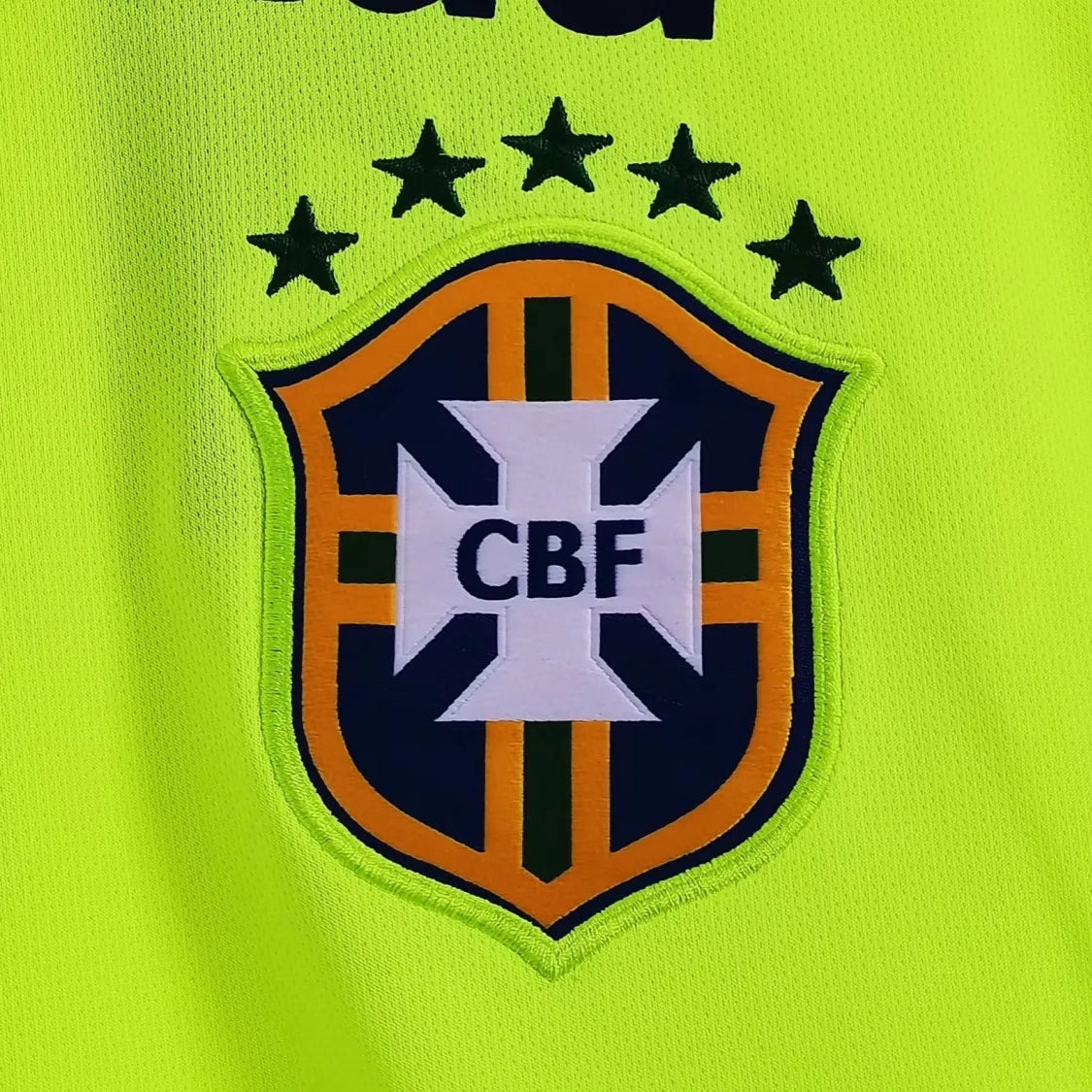 Camiseta Retro Brasil Entrenamiento 2015 – Hombre