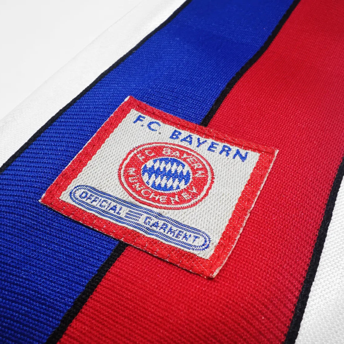Bayern Munich 1996/98 Away Retro Shirt - Men's