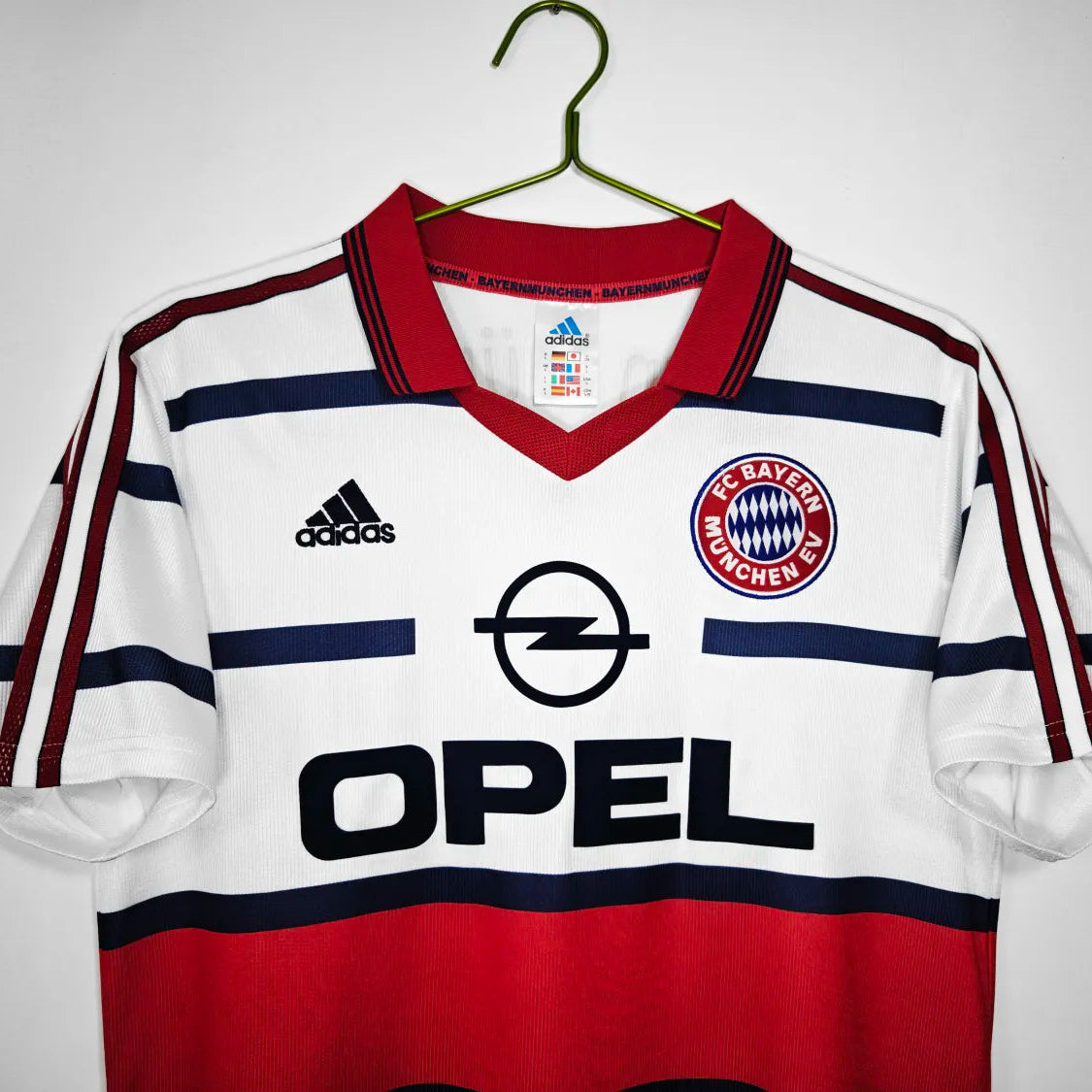 Bayern Munich Away Retro Shirt 1998/00 - Men's