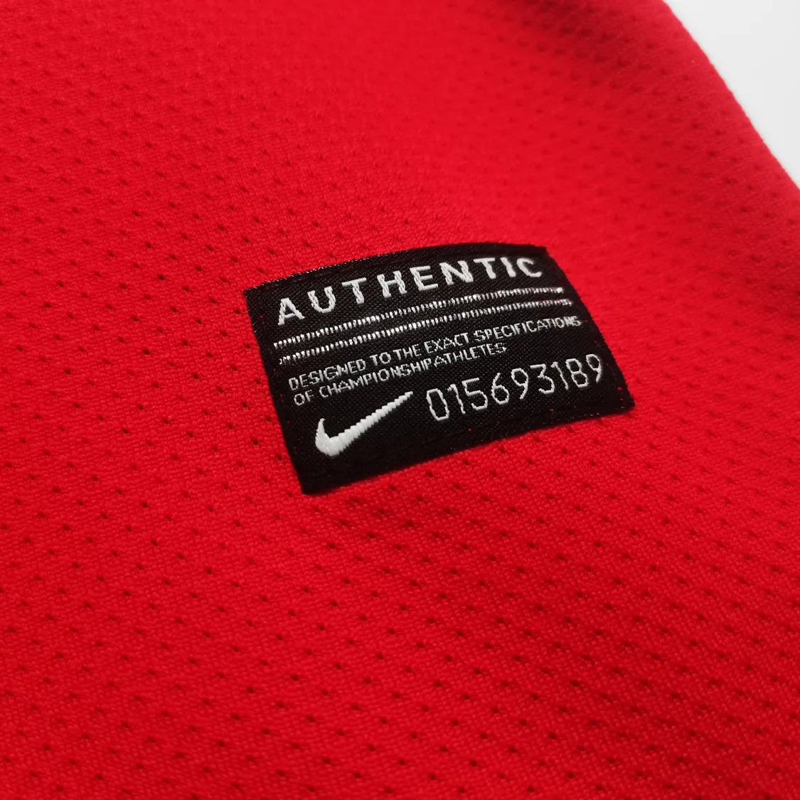 Manchester United Home Retro Shirt 2010/11 - Men's