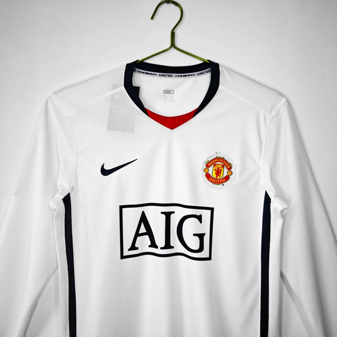Manchester United Away Retro Shirt 2008/09 - Long Sleeve