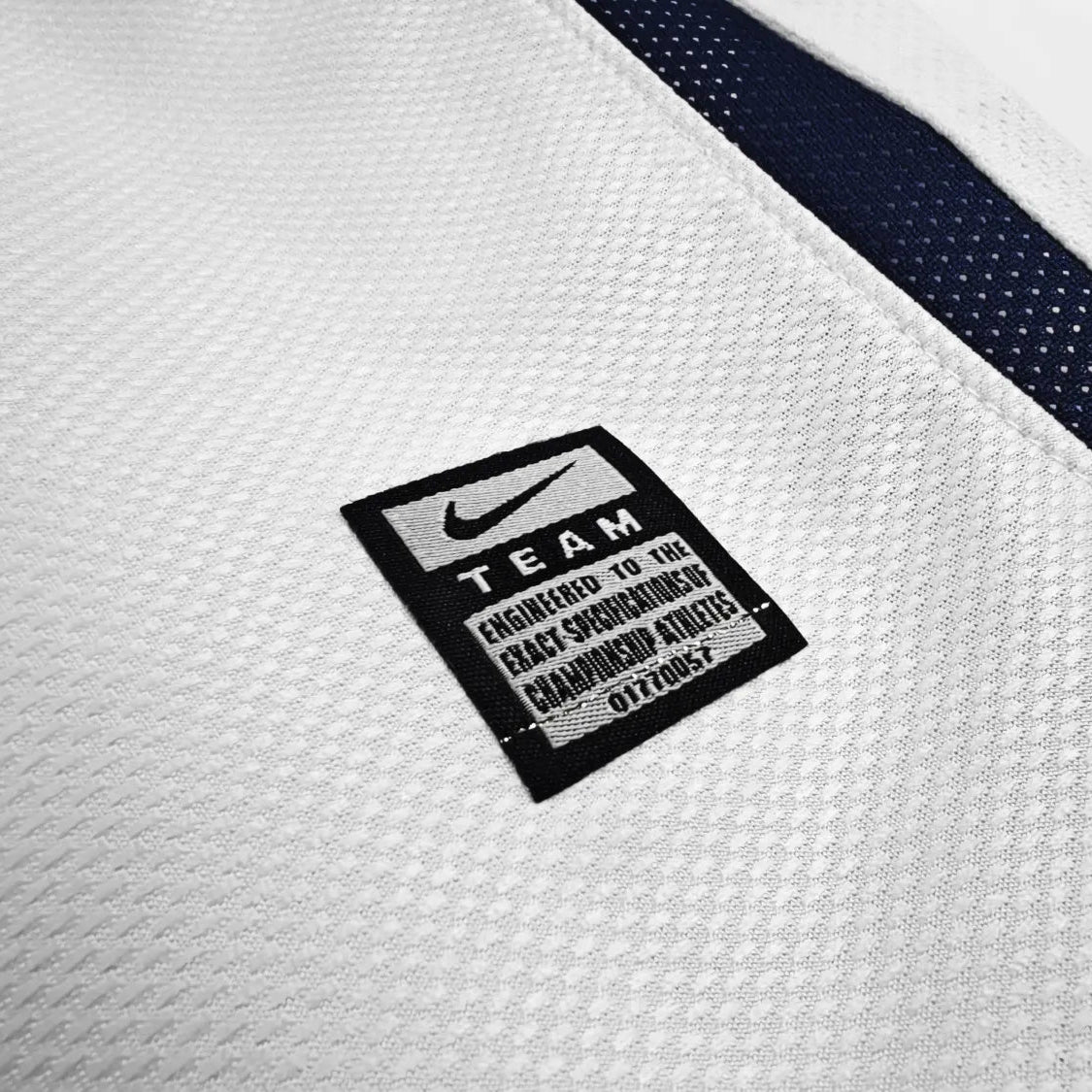 Manchester United Away Retro Shirt 2008/09 - Long Sleeve