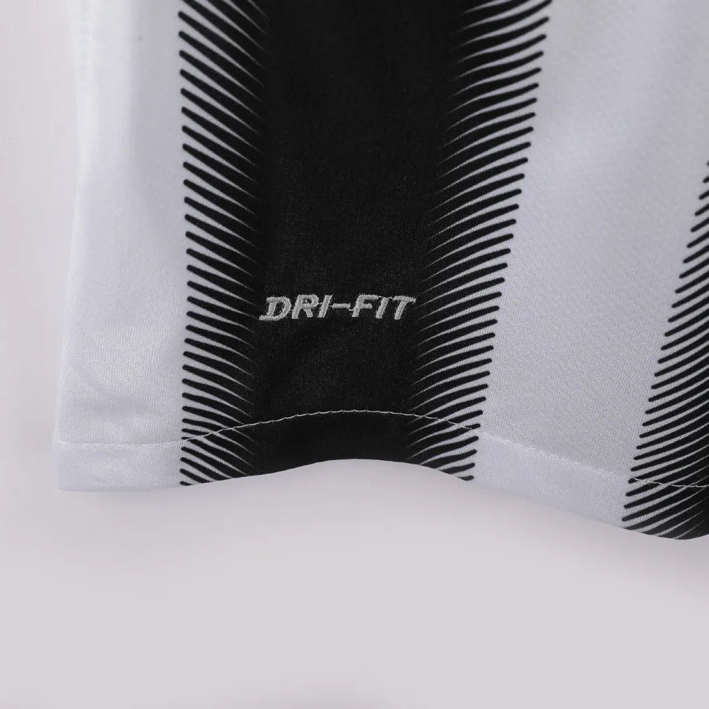 Juventus Home Retro Shirt 2011/12 - Men