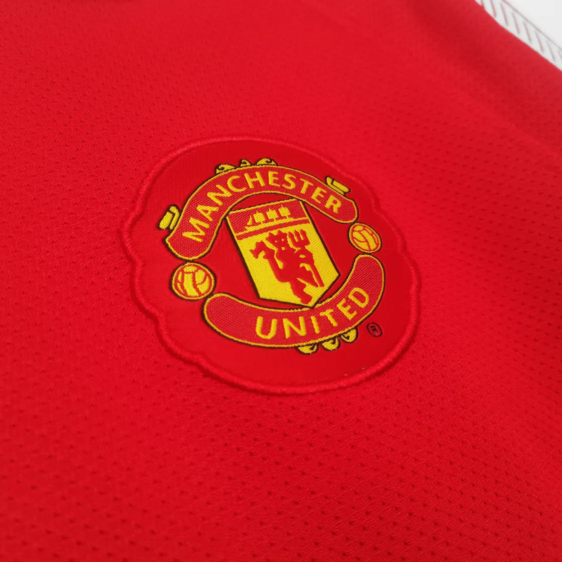 Manchester United 2010/11 Home Retro Shirt - Long Sleeve
