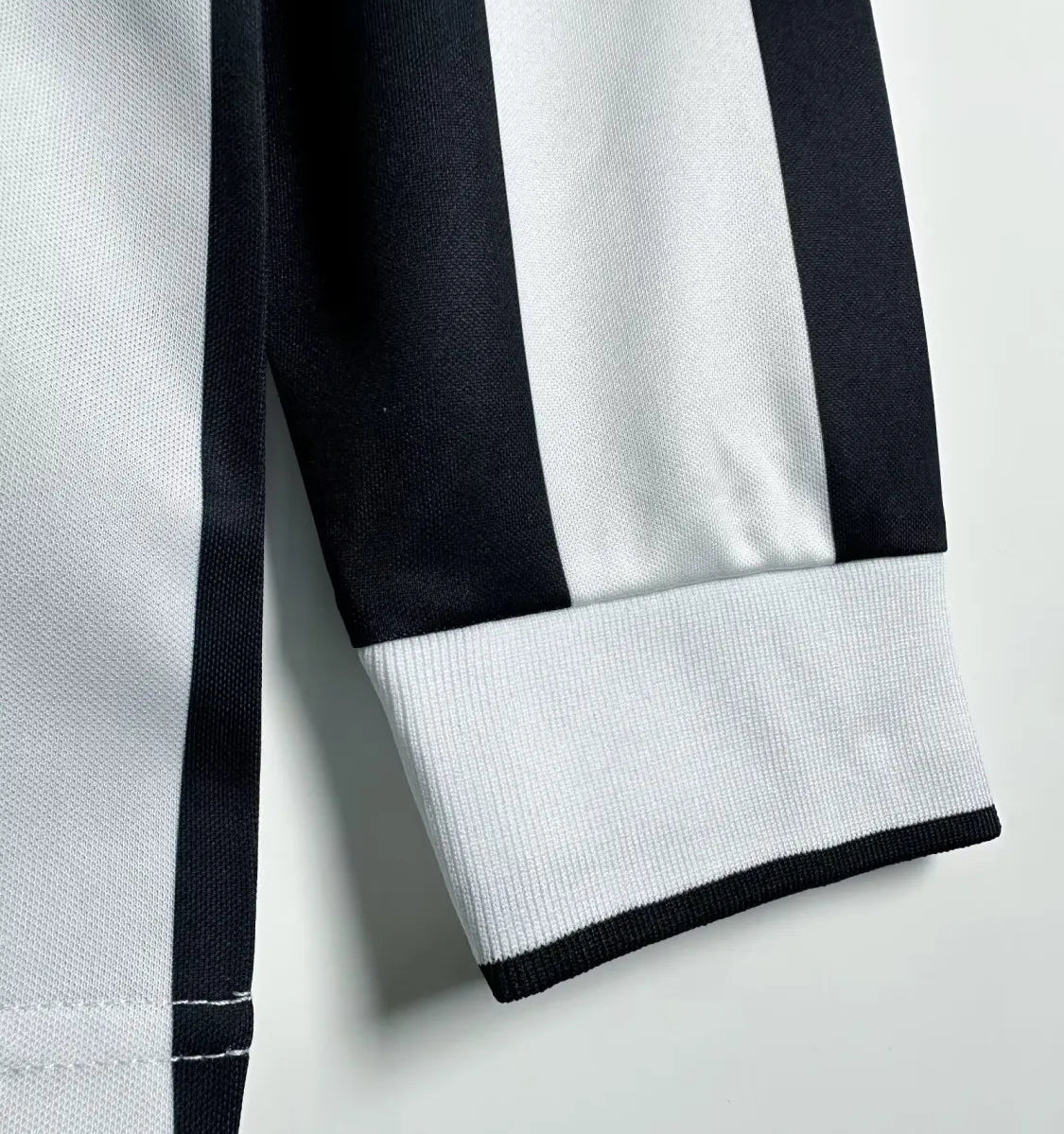 Juventus Home Retro Shirt 1995/96 - Long Sleeve