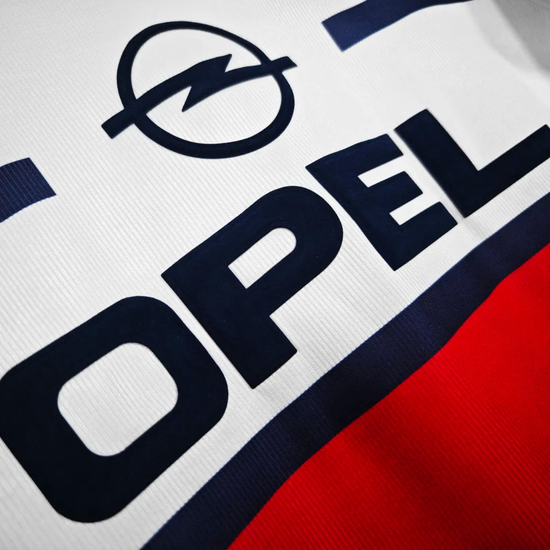 Bayern Munich Away Retro Shirt 1998/00 - Men's