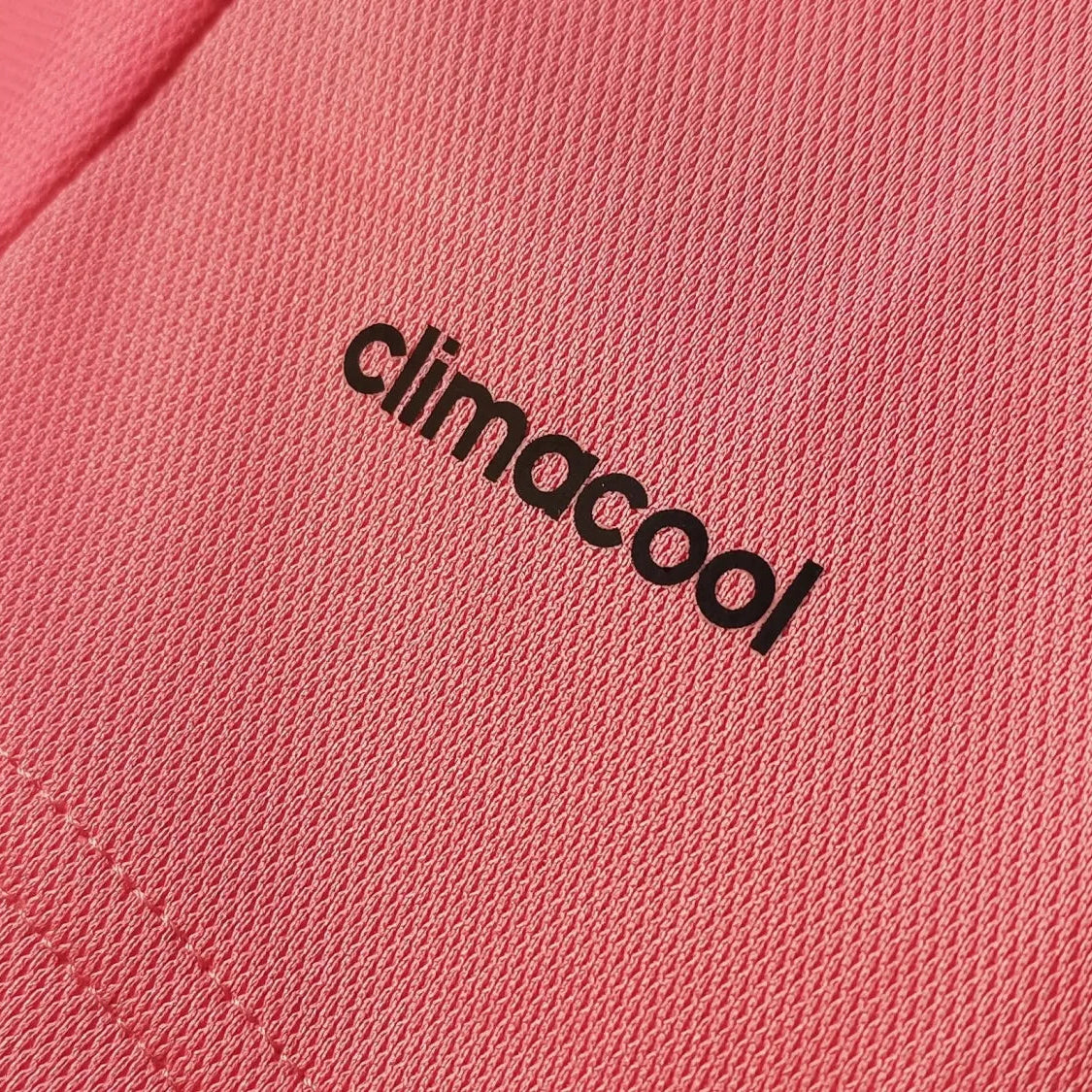 Juventus Away Retro Shirt 2015/16 - Long Sleeve