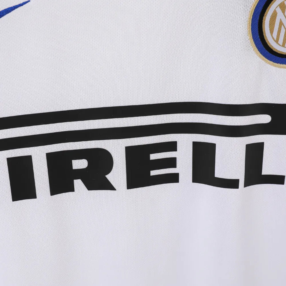 Inter Milan 2010/11 Away Retro Shirt - Men's 