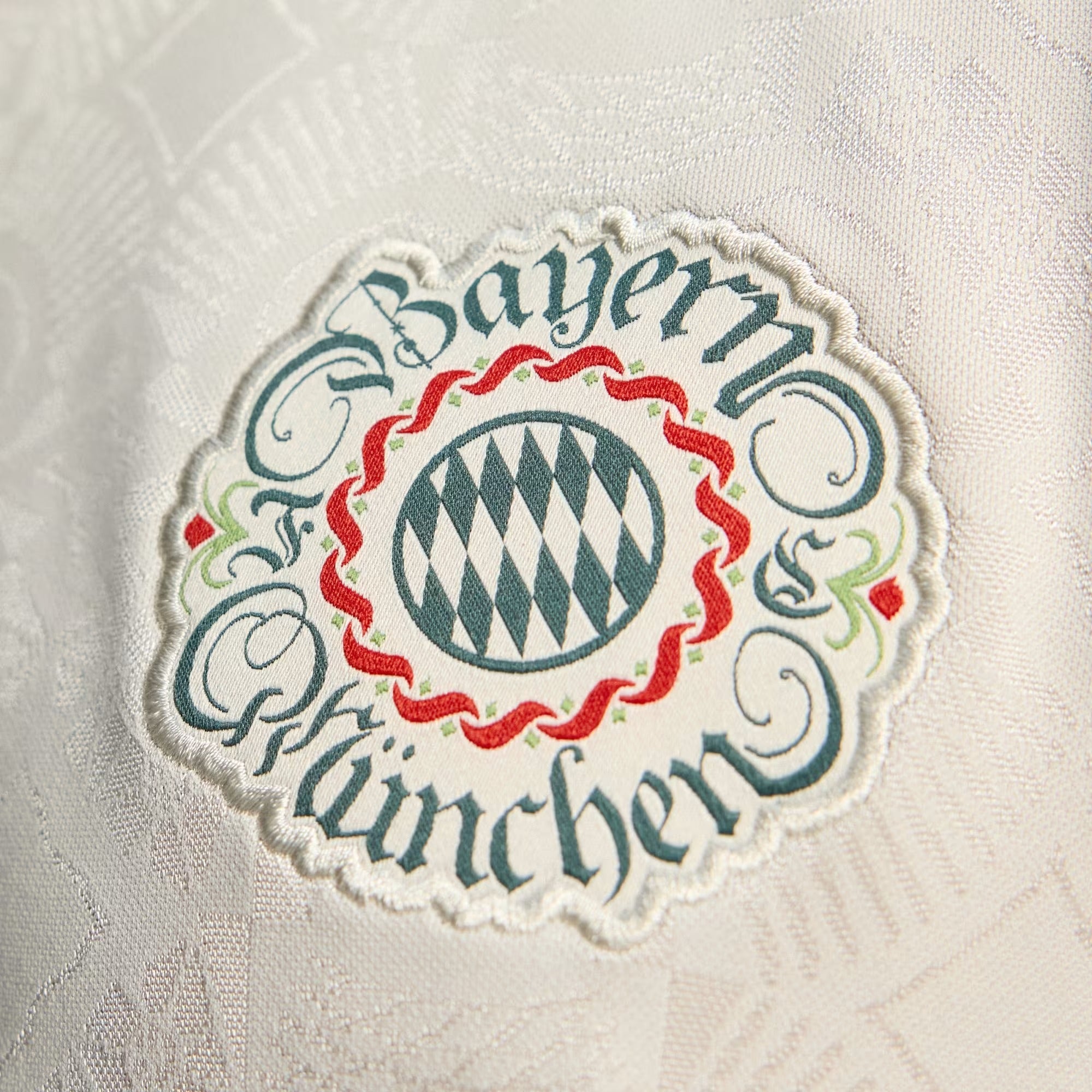 Camiseta Bayern de Múnich Edición Oktoberfest 2025/26 - Mujer